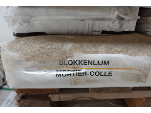 2x pallet bouwmaterialen - afbeelding 3 van  7