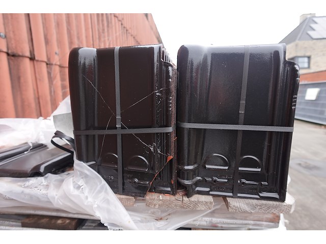 2x pallet dakpannen wienerberger - afbeelding 2 van  2