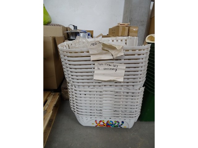 2x pallet divers toebehoren dieren - afbeelding 5 van  12