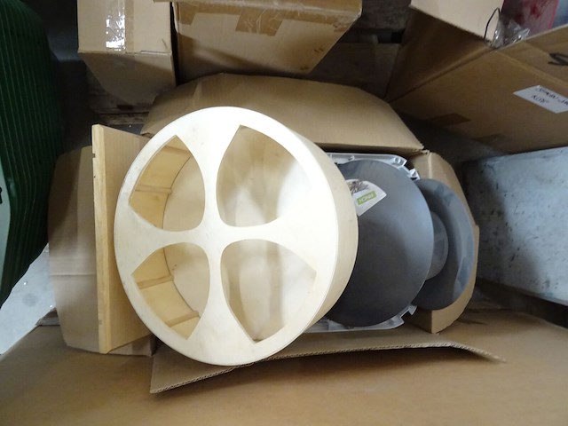 2x pallet divers toebehoren dieren - afbeelding 9 van  12