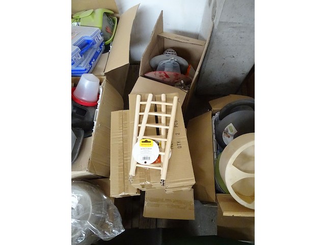 2x pallet divers toebehoren dieren - afbeelding 10 van  12