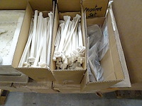 2x pallet divers toebehoren dieren - afbeelding 4 van  8