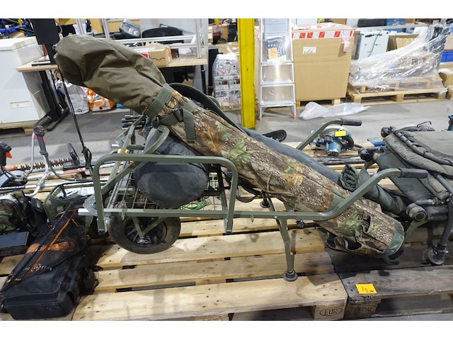 2x pallet divers vismateriaal - afbeelding 2 van  2