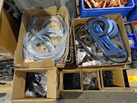 2x pallet diverse onderdelen fietsherstelling - afbeelding 1 van  5