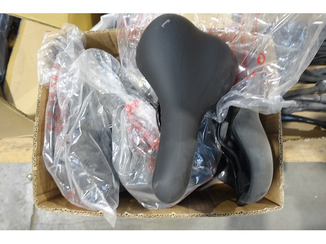 2x pallet diverse onderdelen fietsherstelling - afbeelding 3 van  5