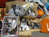 2x pallet diverse reserveonderdelen brommer/motoren - afbeelding 2 van  8