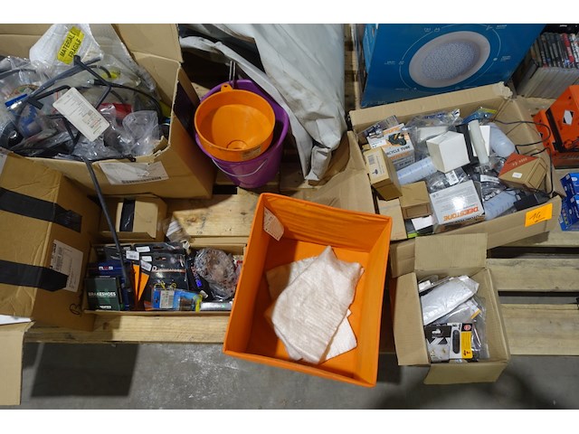 2x pallet diverse reserveonderdelen brommer/motoren - afbeelding 3 van  8