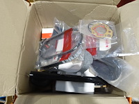 2x pallet diverse reserveonderdelen brommer/motoren - afbeelding 7 van  8