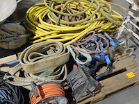 2x pallet diversen - afbeelding 1 van  9