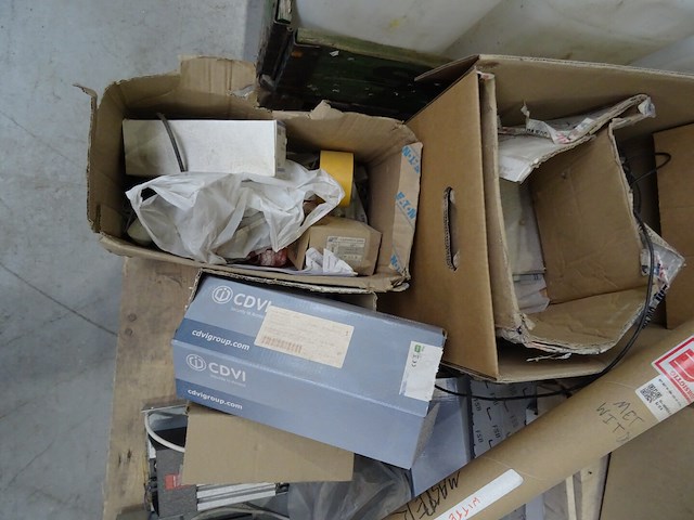 2x pallet diversen - afbeelding 3 van  11