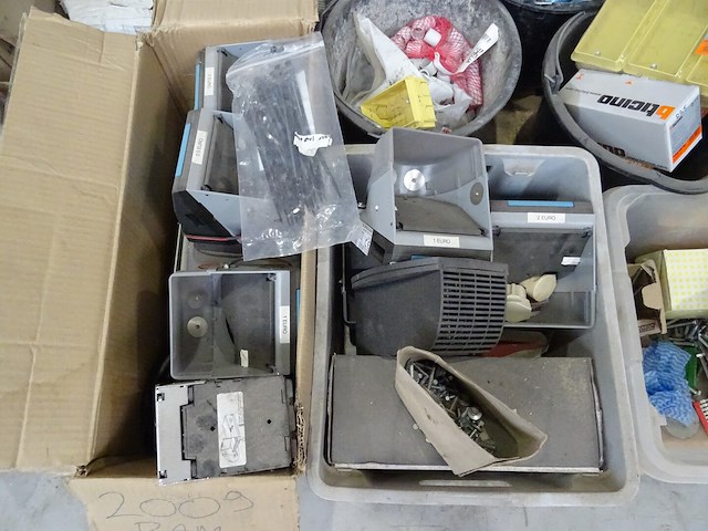 2x pallet diversen - afbeelding 6 van  11