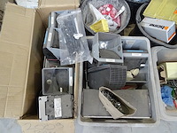 2x pallet diversen - afbeelding 6 van  11