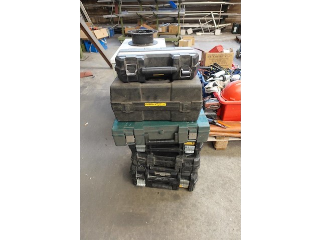 2x pallet diversen - afbeelding 11 van  18