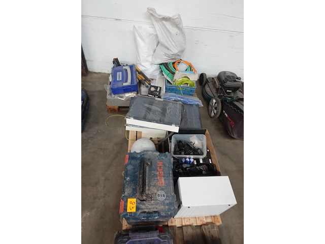 2x pallet diversen - afbeelding 1 van  38