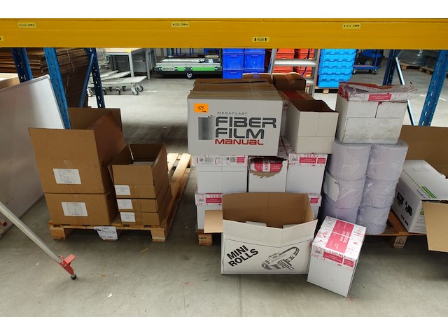 2x pallet folie + labels - afbeelding 1 van  6