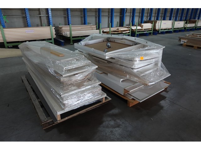 2x pallet gedemonteerd houten meubel - afbeelding 2 van  4