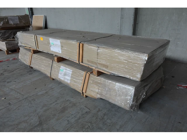 2x pallet houten deurlijsten - afbeelding 4 van  4