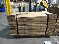2x pallet kartonnen dozen - afbeelding 1 van  5