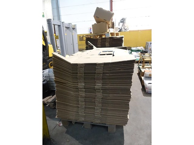 2x pallet kartonnen dozen - afbeelding 3 van  5