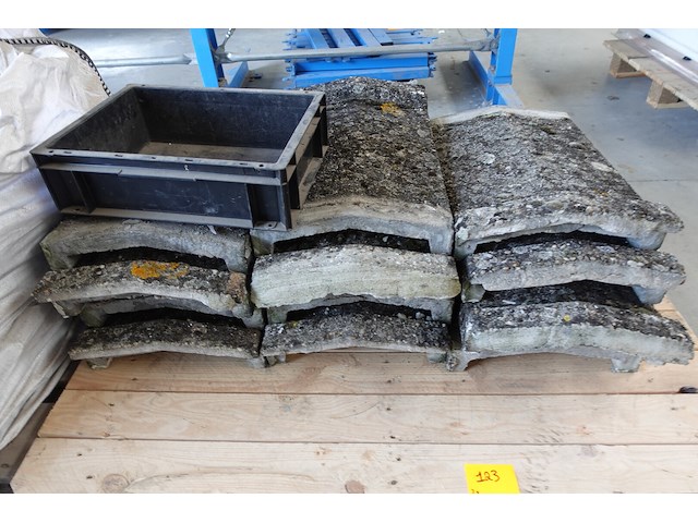 2x pallet kasseien & dekstenen - afbeelding 2 van  6