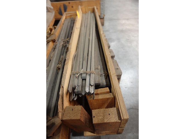 2x pallet lamellen/strips - afbeelding 10 van  12