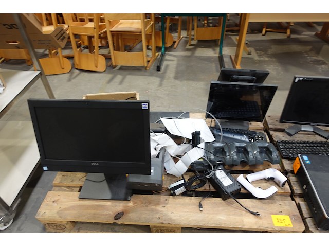 2x pallet multimedia - afbeelding 1 van  9