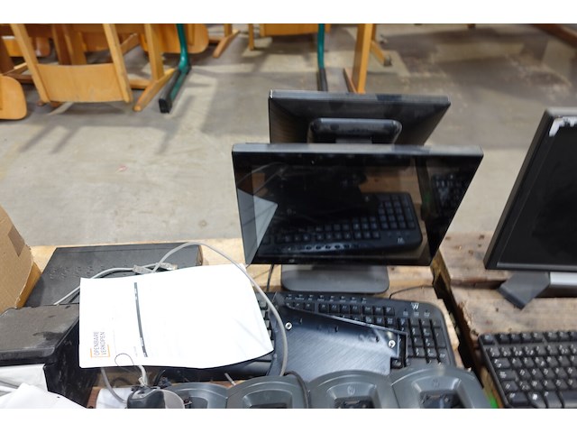 2x pallet multimedia - afbeelding 3 van  9