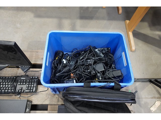2x pallet multimedia - afbeelding 9 van  9