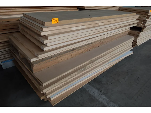 2x pallet onafgewerkte binnendeuren - afbeelding 2 van  3