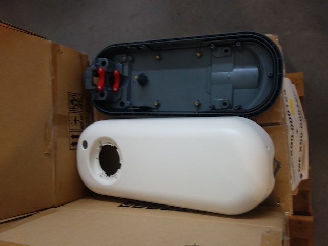 2x pallet onderdelen laadpaal - afbeelding 2 van  9