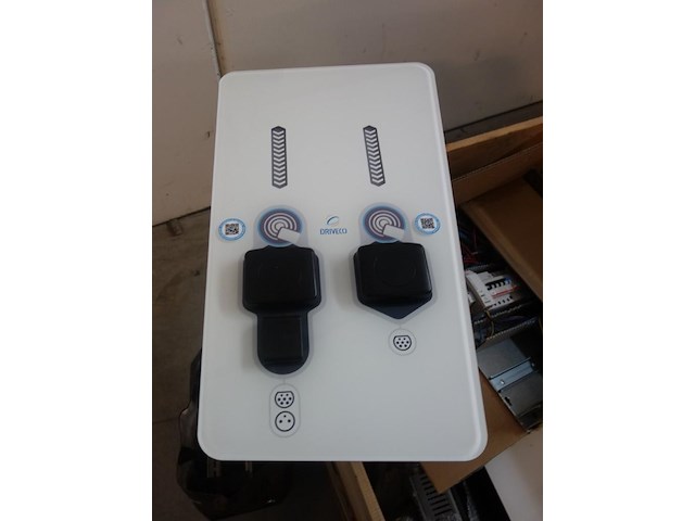 2x pallet onderdelen laadpaal - afbeelding 5 van  9