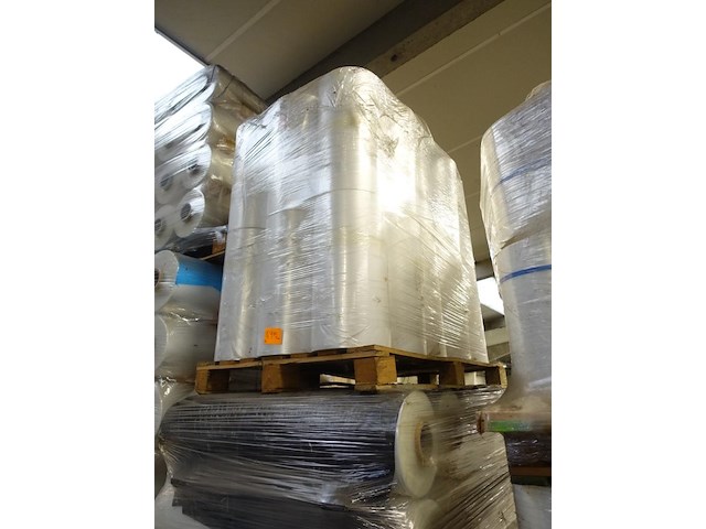 2x pallet plastic folie op rol - afbeelding 3 van  3