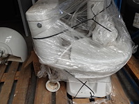 2x pallet sanitaire toebehoren - afbeelding 2 van  4