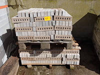 2x pallet stenen - afbeelding 2 van  3
