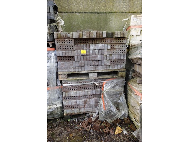 2x pallet stenen - afbeelding 1 van  3