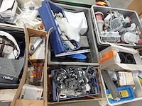 2x pallet toebehoren elektriciteit - afbeelding 1 van  22