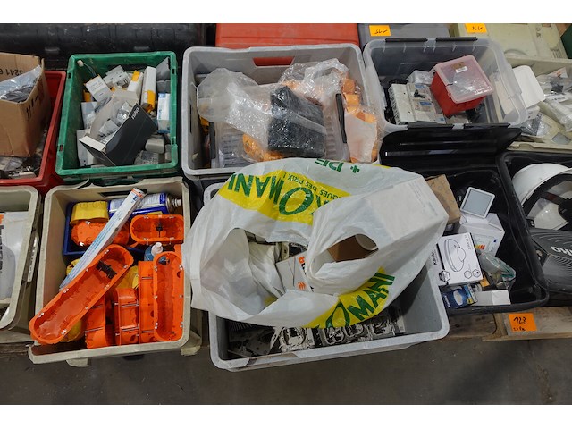 2x pallet toebehoren elektriciteit - afbeelding 12 van  22
