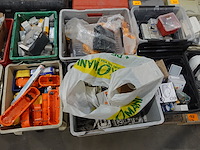 2x pallet toebehoren elektriciteit - afbeelding 12 van  22
