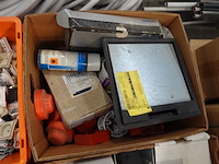 2x pallet toebehoren elektriciteit - afbeelding 9 van  14