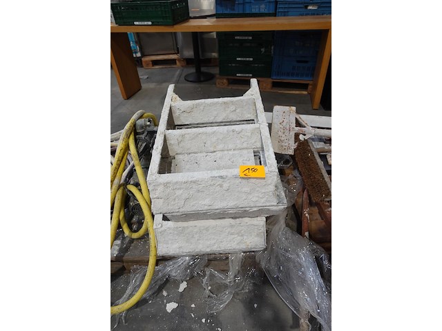 2x pallet toebehoren pleisterwerken - afbeelding 2 van  9
