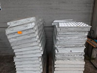 2x pallet verlichting - afbeelding 1 van  2