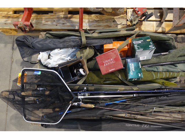 2x pallet vismateriaal - afbeelding 3 van  3