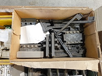 2x pallet wisselstukken voor weefmachines - afbeelding 15 van  37