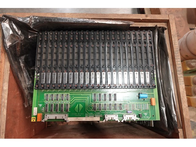 2x pallet wisselstukken voor weefmachines - afbeelding 25 van  37