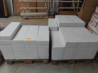 2x pallet yton stenen - afbeelding 1 van  3