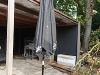 2x parasol met voet - afbeelding 3 van  3