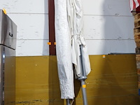 2x parasol - afbeelding 1 van  3