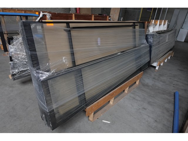 2x pivoterende stalen deur met glas - afbeelding 4 van  4