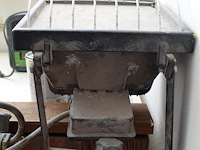 2x plooibare metalen schraag + lamp - afbeelding 4 van  6