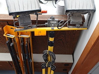 2x plooibare metalen schraag + lamp - afbeelding 6 van  6